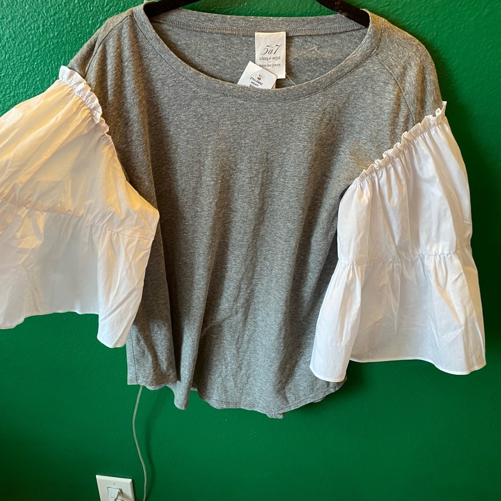 FUN shirt with ruffle sleeves- ladies puffy sleeves are BACK🤍sweet rounded hem!